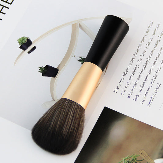 JC-241228BUT-042  Single Short Handle Makeup Brush Foundation Makeup Sweep Makeup Tool