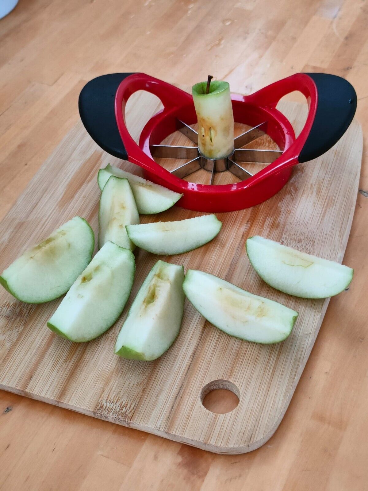 JC-241226KCT-037  Apple Corer And Slicer - Stainless Steel Apple Corer Kitchen Tool