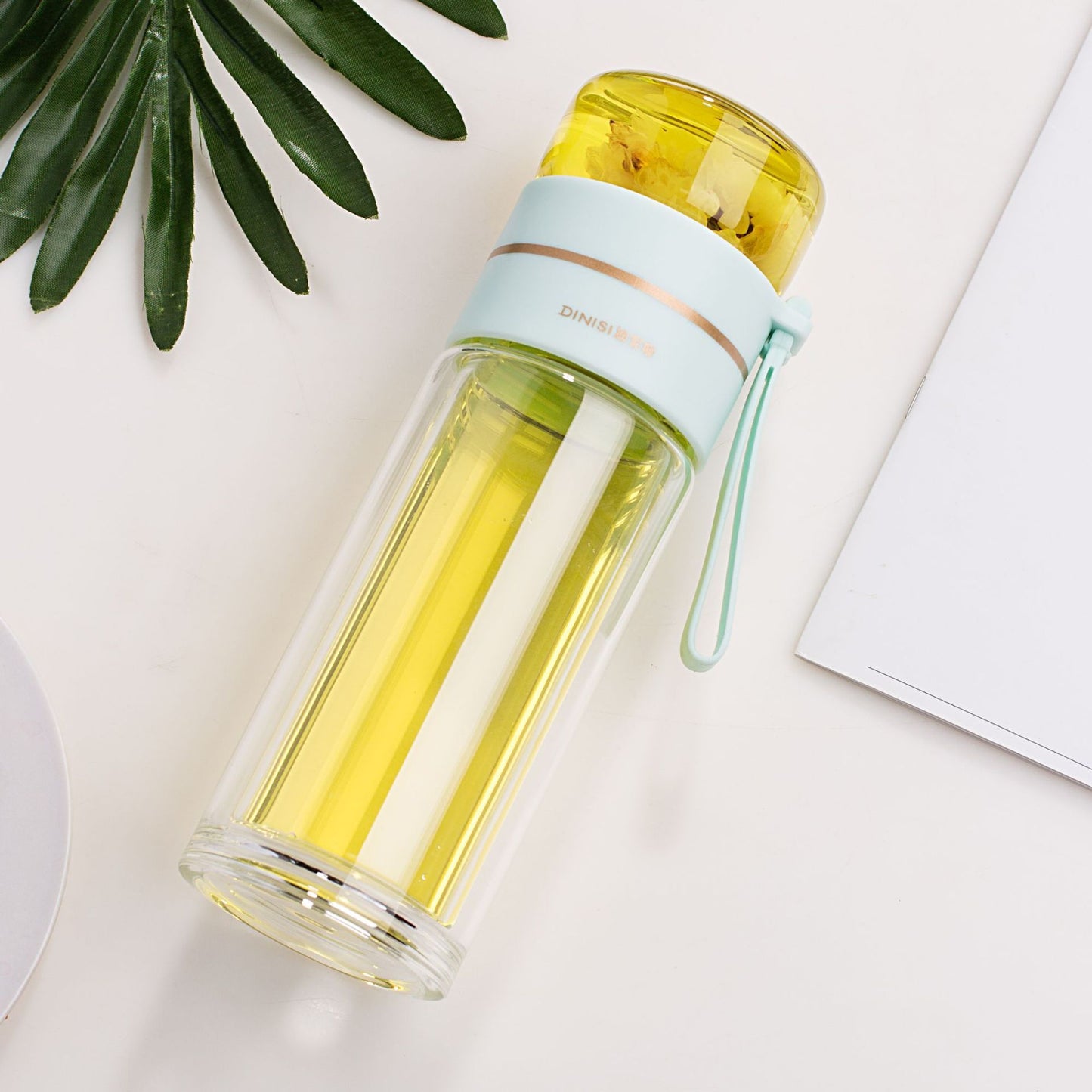 JC-250103DWR-026  Glass Water Bottle With Tea Infuser Filter Tea Separation Double Wall Glass Bottle Leakproof Water Bottle