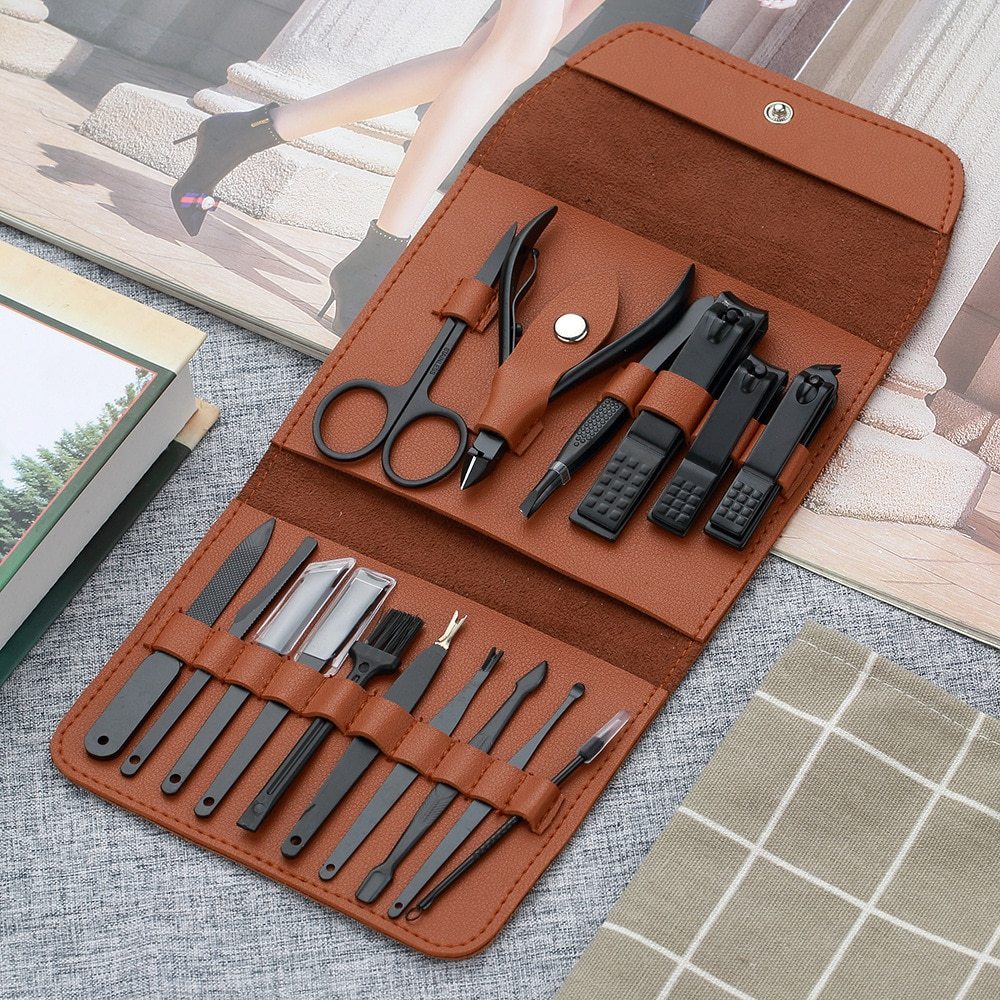 JC-241228BUT-091  16 piece Nail clipper set