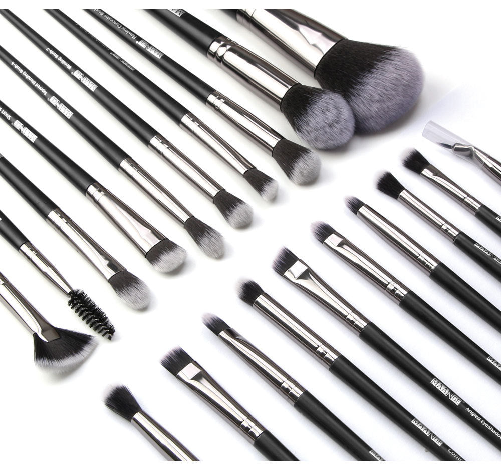 JC-241228BUT-035  20pcs makeup brushes