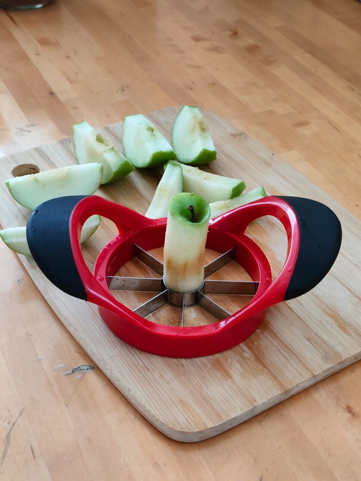 JC-241226KCT-037  Apple Corer And Slicer - Stainless Steel Apple Corer Kitchen Tool