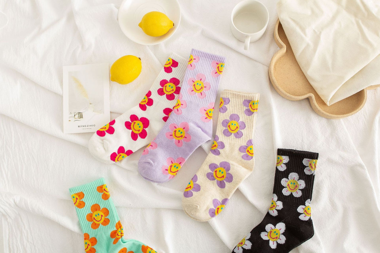 JC-056SCK-24  Socks Women's Smiling Flower Female Middle Tube Socks SUNFLOWER Jacquard Socks