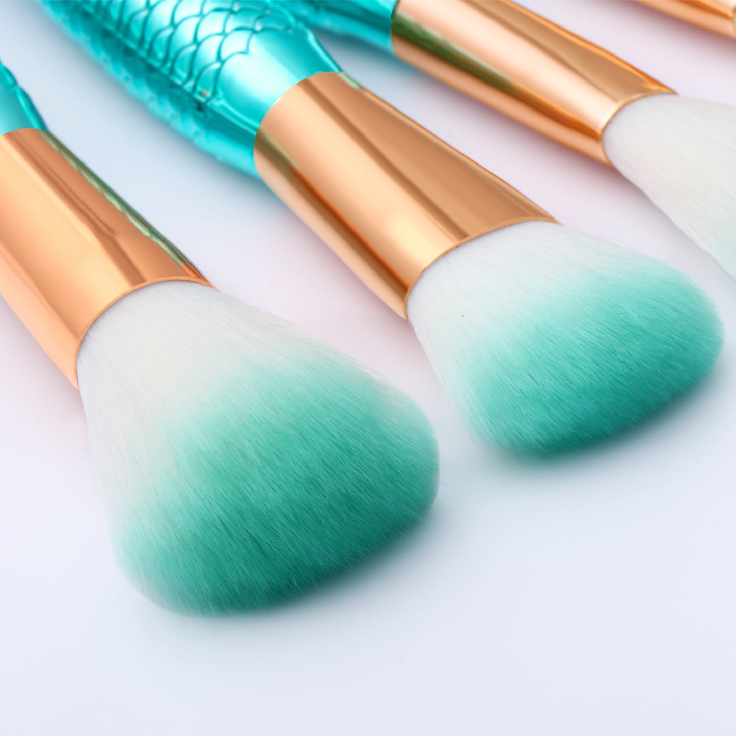 JC-241228BUT-051  Mermaid Shaped Makeup Brushes