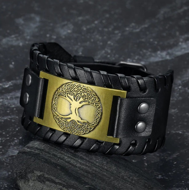 JC-241230BBJ-044  Asgard Crafted Leather Buckle Arm Cuff With Metal Celtic Tree Of Life Design